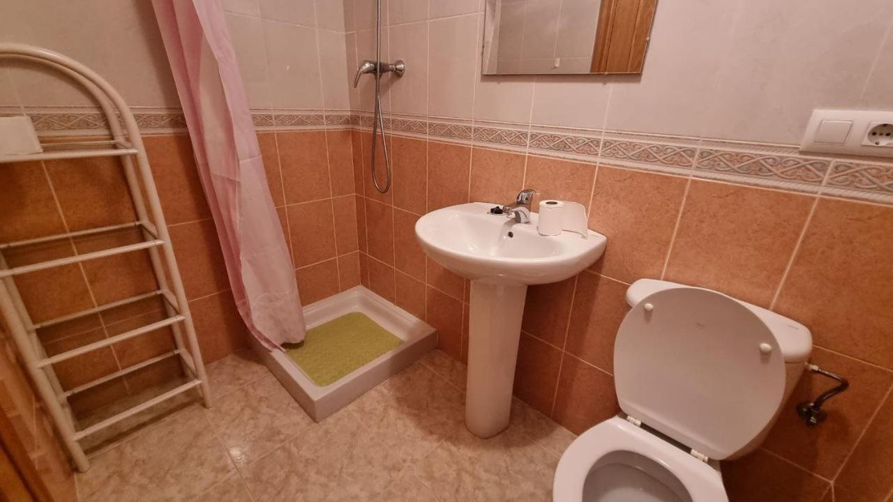 Piso En El Centro Con Vistas Al Mar Y Balcon Leilighet Roses Eksteriør bilde