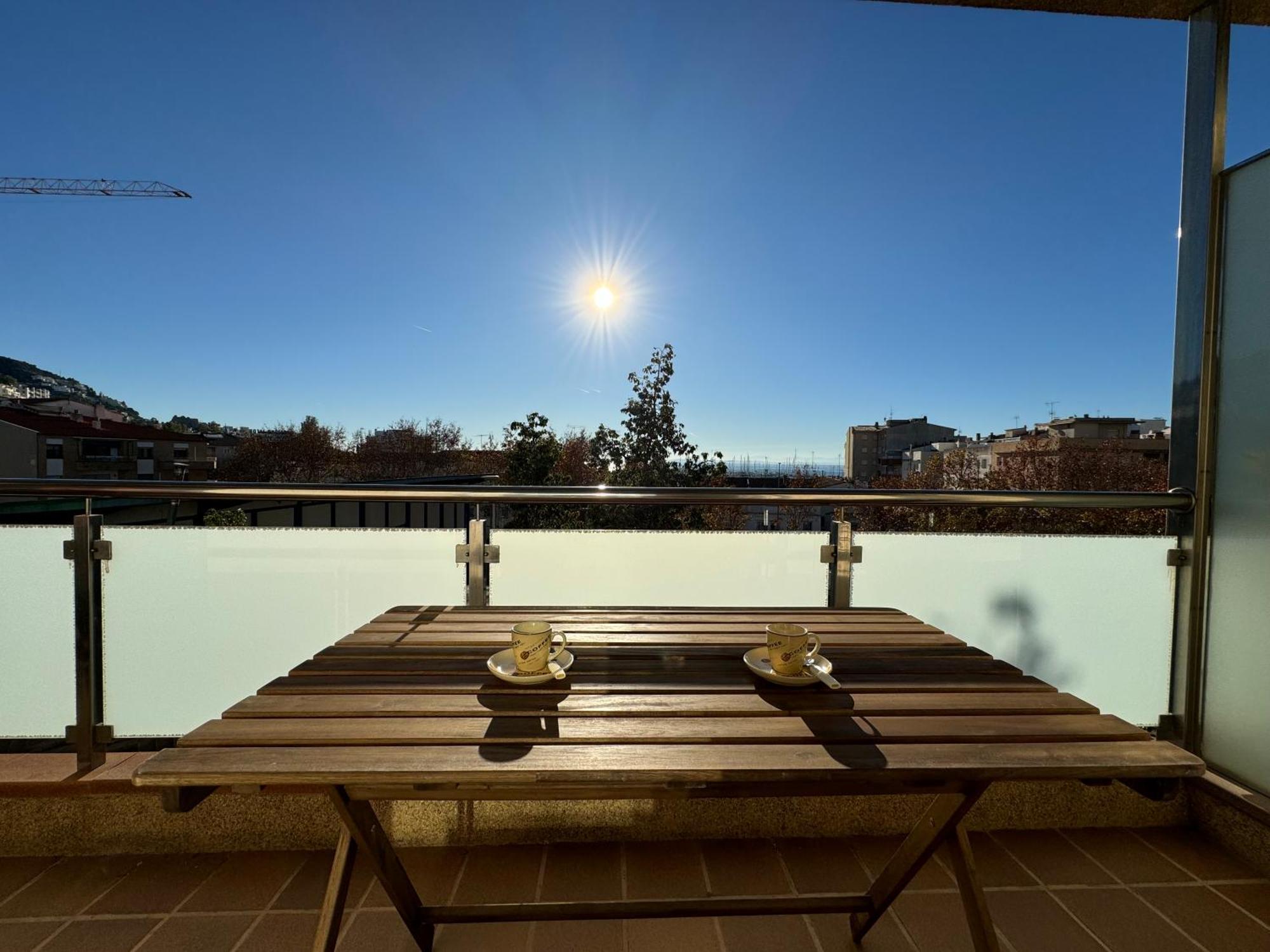 Piso En El Centro Con Vistas Al Mar Y Balcon Leilighet Roses Eksteriør bilde